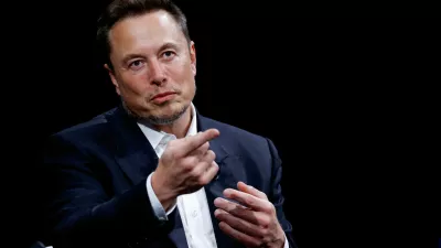 FILE PHOTO: Elon Musk, Chief Executive Officer of SpaceX and Tesla and owner of X, formerly known as Twitter, gestures as he attends the Viva Technology conference dedicated to innovation and startups at the Porte de Versailles exhibition centre in Paris, France, June 16, 2023. REUTERS/Gonzalo Fuentes/File Photo