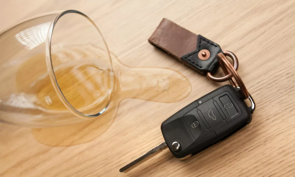 Alkohol, ključi, avto, vožnja. Foto: Profimedia