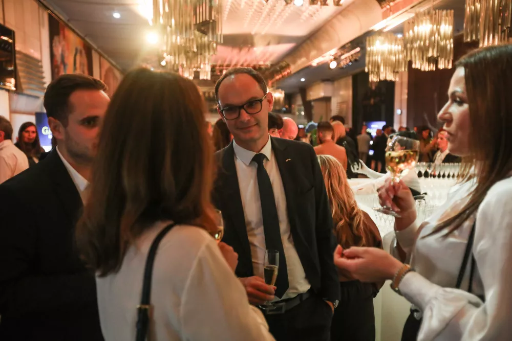 - Anže Logar, minister za gospodarstvo in delo,- Maja Kevc,- 21.10.2026. - Slavnostna prireditev Gazela 2026, Podelitev nagrad za najhitreje rastoča podjetja v Sloveniji.//FOTO: Bojan Velikonja