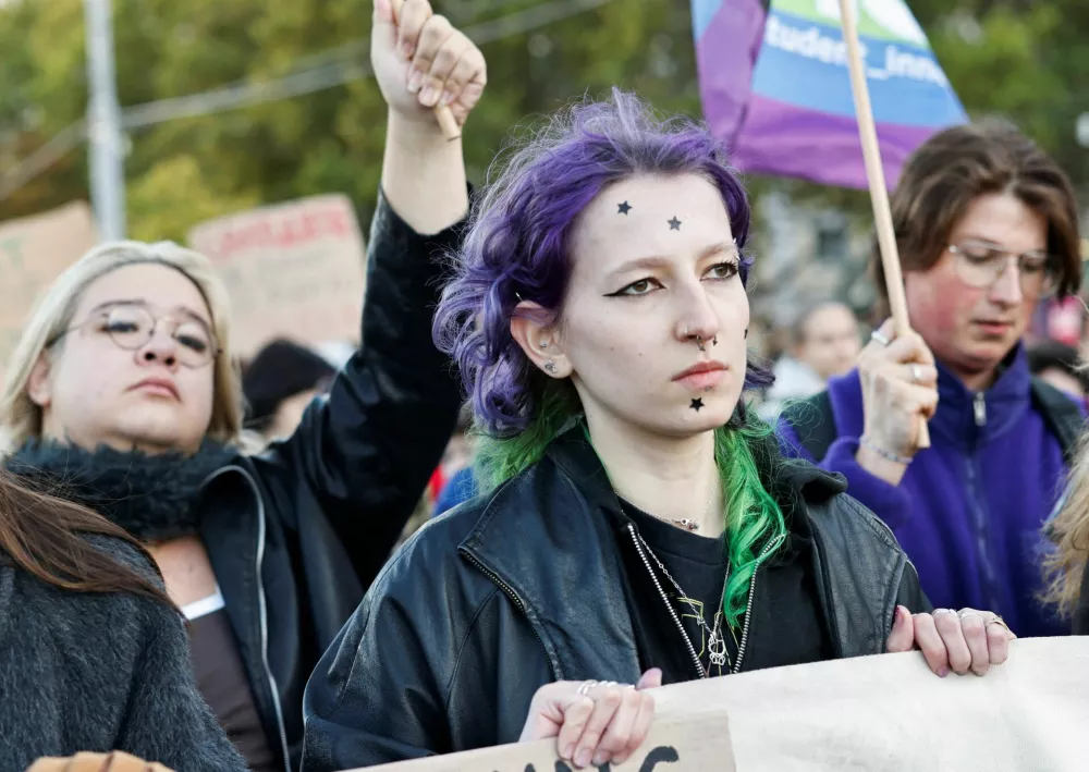 Students participate in a protest against the government's cost-cutting for universities, in Vienna, Austria, October 22, 2026. REUTERS/Lisa Leutner