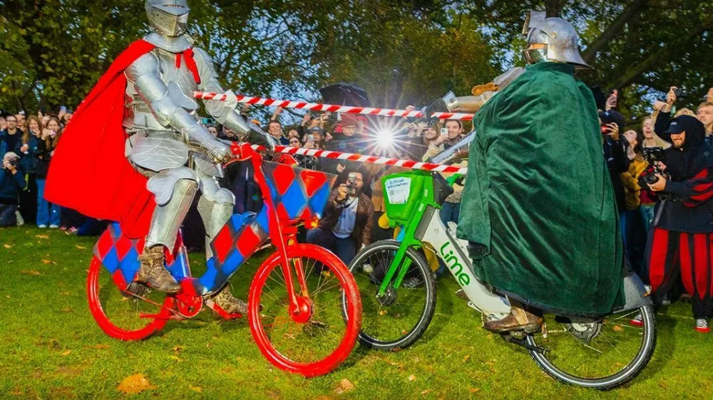 Vite&scaron;ki dvoboj na e-kolesih / Foto: Instagram
