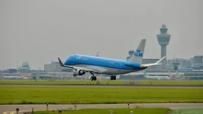 Prevoznik KLM bo lete opravljal z letaloma tipa Embraer 190 in Boeing 737-800. F Ljubljana Airport