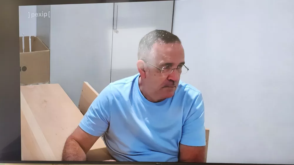 Predstavljal se je kot kirurg, dedič in diplomat, ogoljufal naj bi tudi Bojana Križaja