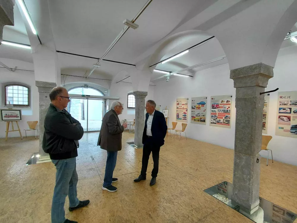 Nekdanja konju&scaron;nica je zaživela kot novo kulturno stiči&scaron;če