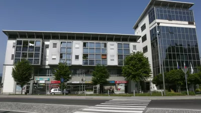 &Scaron;tirje izzivalci proti petemu mandatu Petra Verliča: Bo 36-milijonski projekt stolpnice odnesel župana?