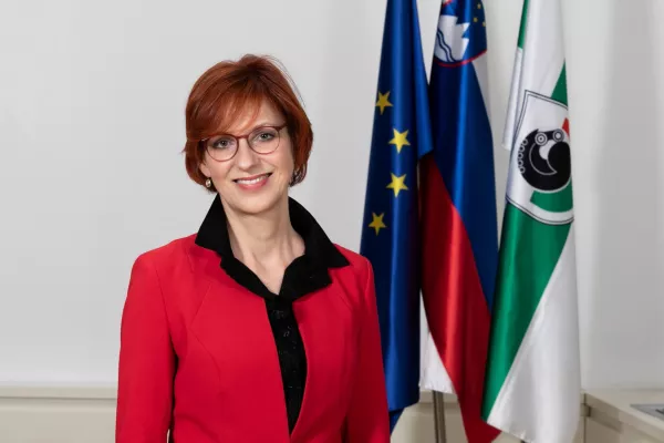 &Scaron;tirje izzivalci proti petemu mandatu Petra Verliča: Bo 36-milijonski projekt stolpnice odnesel župana?