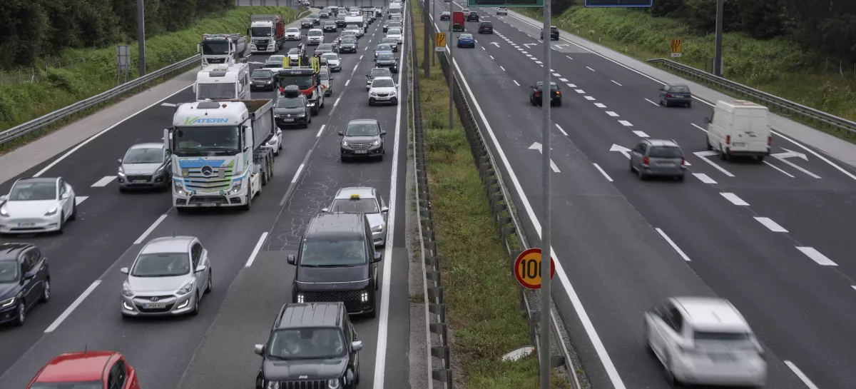 Zastoji na naših avtocestah so nadležni in dragi. / Foto: Jaka Gasar